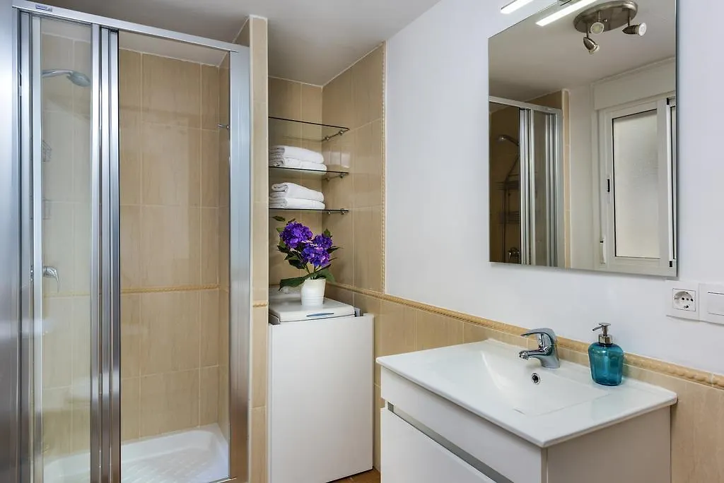 Genteel Home Giralda Sevilla Apartamento